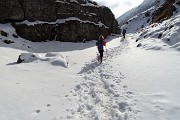 CIMA GREM (2049 m) con neve novembrina e al BIVACCO TELINI (1647 m) il 20 novembre 2017 - FOTOGALLERY